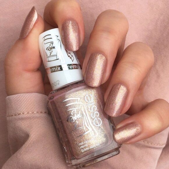 Essie LIKE A REBEL #1613 Nail Polish Lacquer - Picture 5 of 7